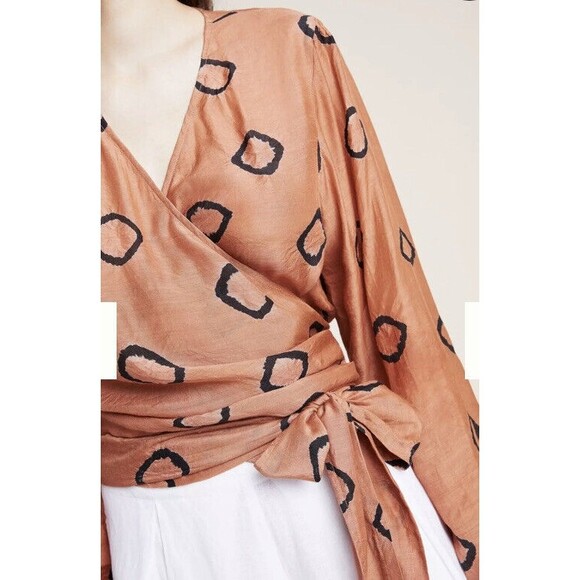 Norblack Norwhite Anthropologie Batik Wrap Blouse Top Brown Rust Rayon Size XS - Picture 14 of 14